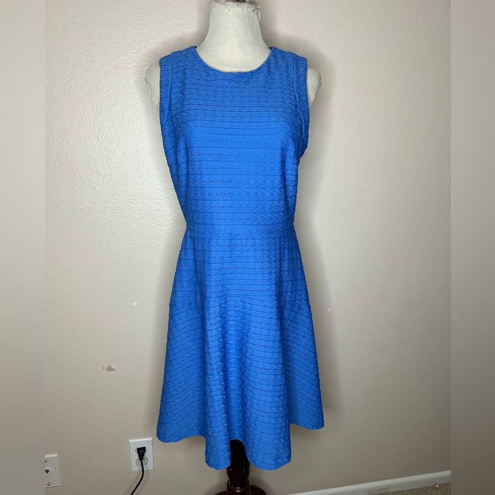 Donna Morgan Women’s Sleeveless Blue Fit & Flare Midi Dress Sz 8 Eyelet Detail